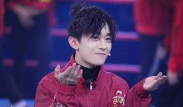 狗仔爆料易烊千玺视频播放,播放量激增引发热议